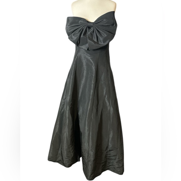 Mac Duggal 49605 Black Strapless A-Line Tea Length Bow Midi Dress Size 12 - Picture 7 of 9